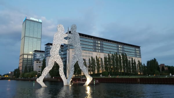 Molecule Man by null