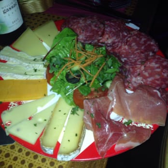 Patrick's Le Ballon Vert - Planche mixte - Pubs Near Me - Paris, 75 Patrick's Le Ballon Vert - Planche mixte - Pubs Near Me - Paris, 75