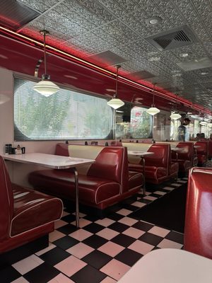 Georgie's Diner by null