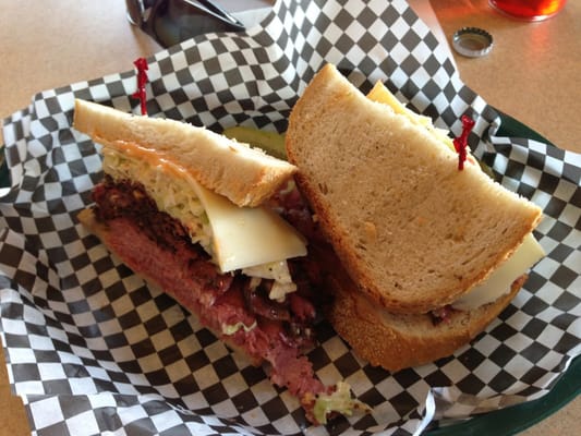 Schwartz's Delicatessen by null