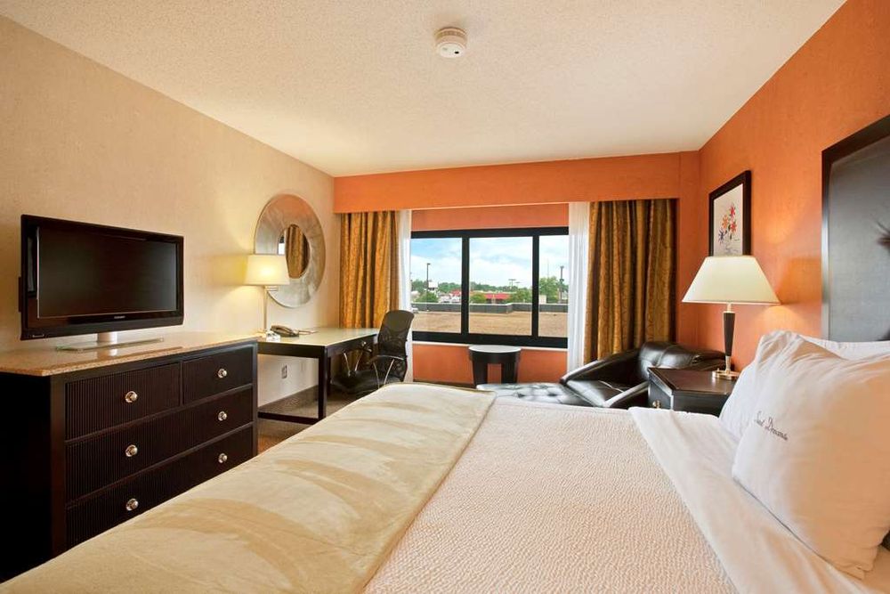 DoubleTree by Hilton Hotel Springfield
