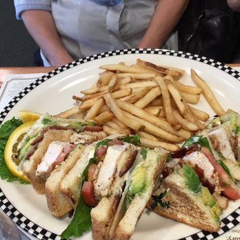 Black Bear Diner Fullerton - Chicken Avocado Club - American Near Me - Fullerton, California