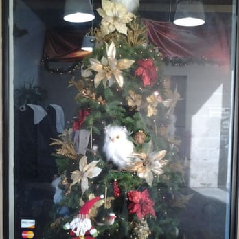 The Corner Salon - Our first Christmas @ TCS 2011 - Hair Salons Near Me - Benicia, California The Corner Salon - Our first Christmas @ TCS 2011 - Hair Salons Near Me - Benicia, California