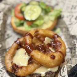 Mixed Up Burgers - Ring of fire