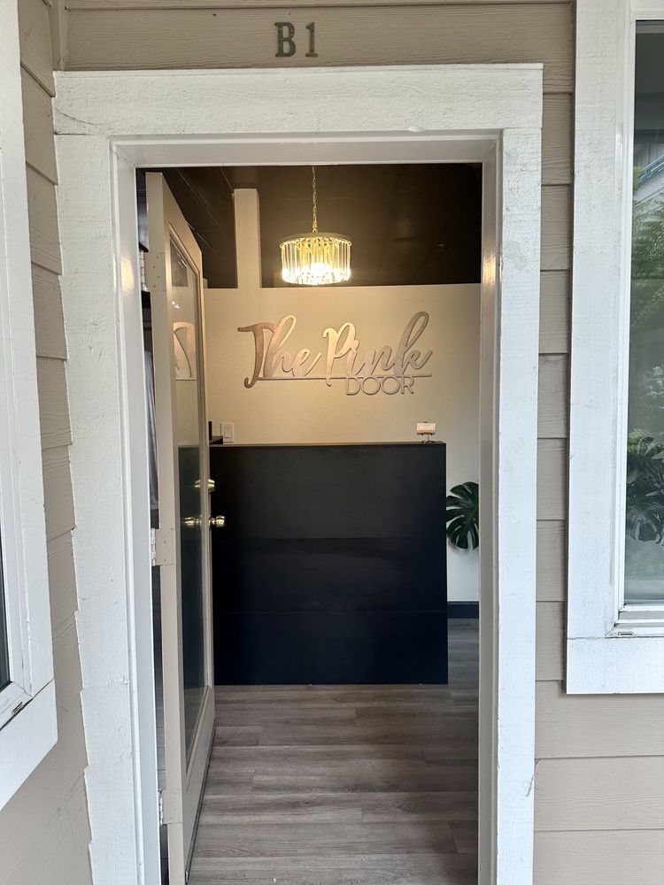 Skin & Brows By Moni Logo