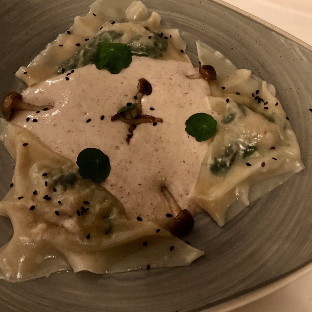 L'art de Vivre - Restaurants Near Me - Spa, WLG