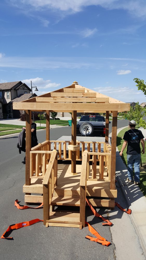 DIVINE MOVING & LABOR SERVICES LLC