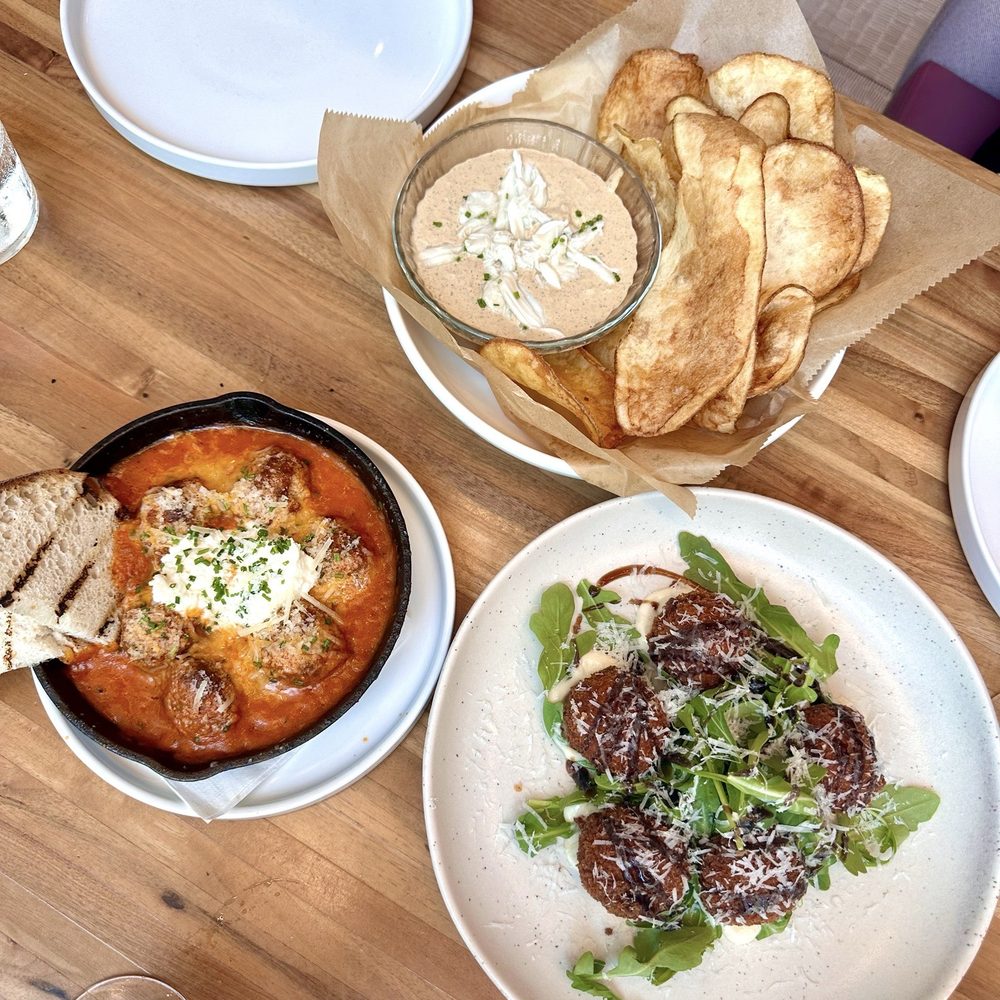 Sloane's Corner - New American Near Me - Dallas, Texas