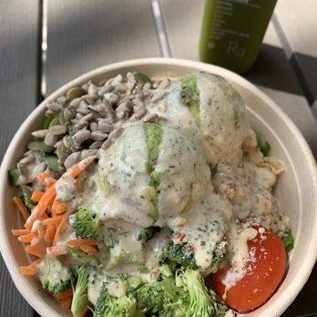 Raw Jūce - Aventura - Avocado Protein Grain Bowl - Juice Bars & Smoothies Near Me - Aventura, Florida