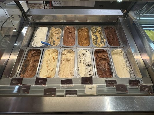 Pile Ou Glace Gelateria by null