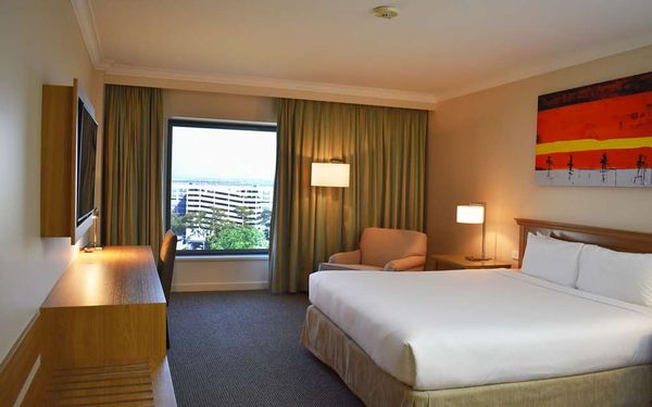 Stamford Plaza Sydney Airport Hotel & Conference Centre by null