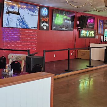 Fratelli Pizza - Karaoke - Pizza Near Me - West Wendover, Nevada Fratelli Pizza - Karaoke - Pizza Near Me - West Wendover, Nevada