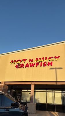 Hot N Juicy Crawfish by null