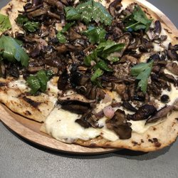 Juniper - Wild Mushroom Flatbread