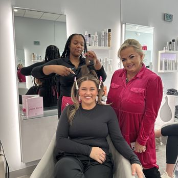 Blo Blow Dry Bar - Blow Dry/Out Services Near Me - Spring, Texas Blo Blow Dry Bar - Blow Dry/Out Services Near Me - Spring, Texas