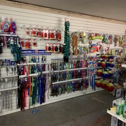 The Farm Store - We love pets, and have what you need to keep your active and happy!