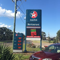 Uncle Leo's Roadhouse - Uncle Leo's Roadside For Fuel.