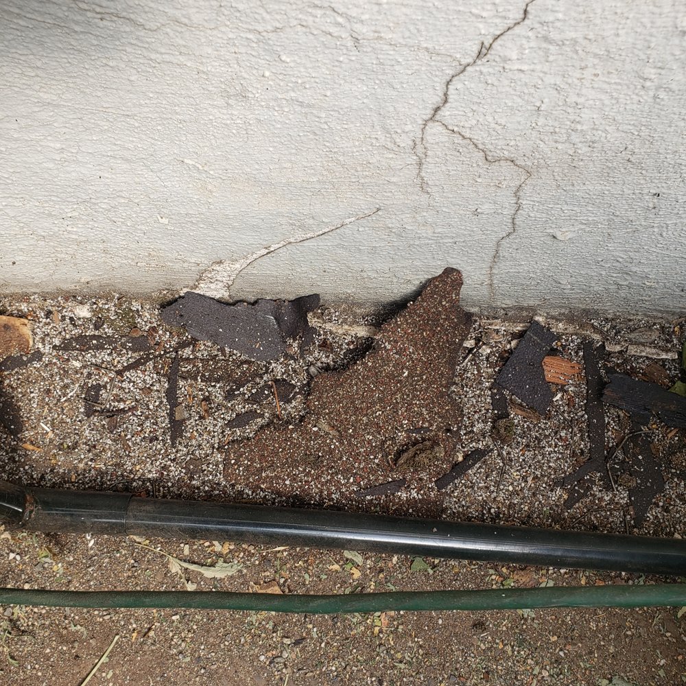 Tugwell Roofing - Debris from the roof - Roofing Near Me - Anderson, California Tugwell Roofing - Debris from the roof - Roofing Near Me - Anderson, California