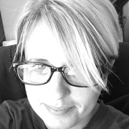 My new pixie cut thanks to Lori. My new pixie cut thanks to Lori.