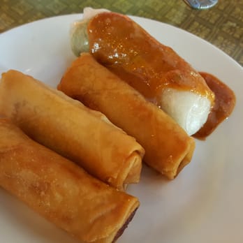 Thai Cuisine - Egg rolls, spring roll with sauce - Thai Near Me - Austin, Texas Thai Cuisine - Egg rolls, spring roll with sauce - Thai Near Me - Austin, Texas