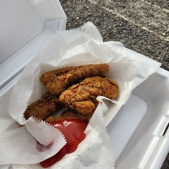 Cottons Kitchen - Freshly battered chicken tendy's straight outta the fryer. Oooouweee! - Food Trucks Near Me