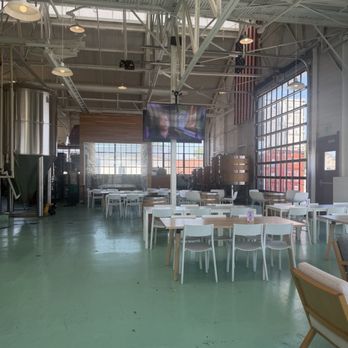 American Solera Brewery - Indoor - Breweries Near Me - Tulsa, Oklahoma