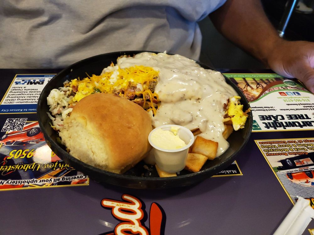 WALDO CAFE 89 Photos & 136 Reviews 7531 Wornall Rd, Kansas City, MO