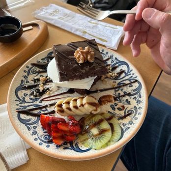 Mado - Desserts Near Me - Istanbul, 34 Mado - Desserts Near Me - Istanbul, 34