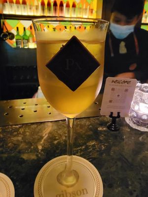 Gibson Bar by null