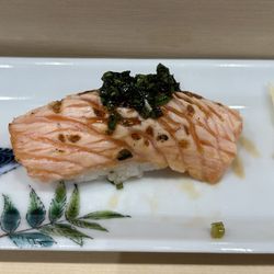 Komatsubaki - Salmon tataki