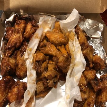 Stevie V's Pizzeria - Barbecue/medium/Thai chili wings - Pizza Near Me - Lockport, New York Stevie V's Pizzeria - Barbecue/medium/Thai chili wings - Pizza Near Me - Lockport, New York