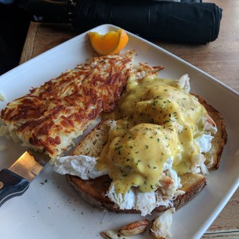 Lowell's Restaurant - Crab Benedict - American Near Me - Seattle, Washington