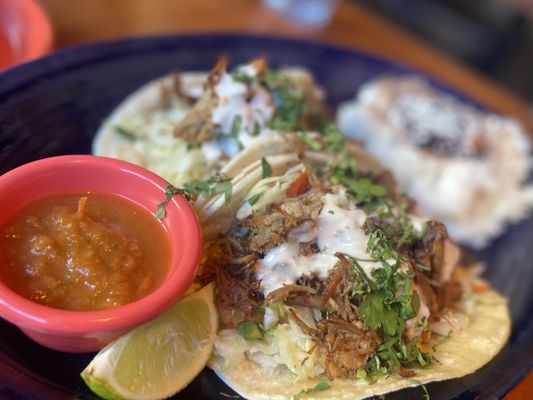 Hula's Island Grill by null