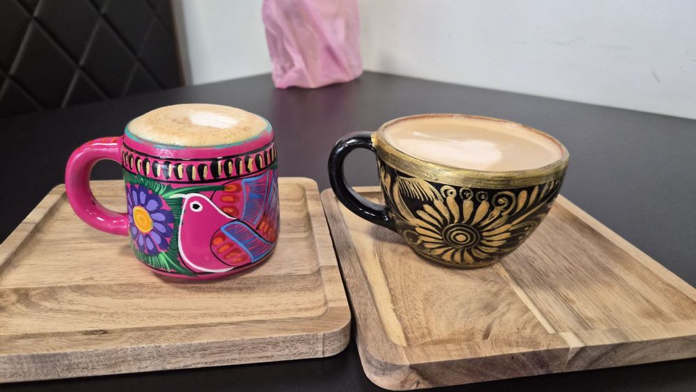 Cafe con Chisme Logo