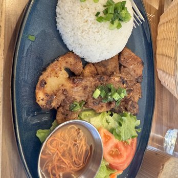 Quan Ong Sau - C2 - Ppork Chop with broken rice - Vietnamese Near Me - Everett, Washington