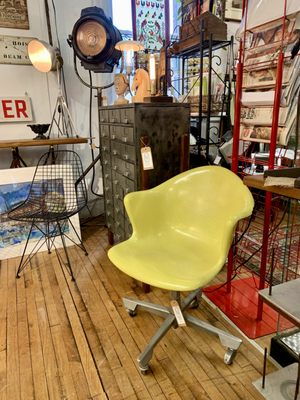 Antiques Center at the People's Store by null
