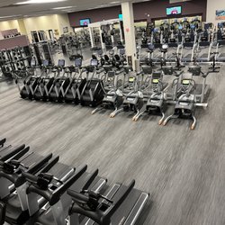 Gym Repair Technicians - Exercise equipment