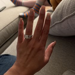 City Nails & Spa - These are my real nails with hard gel!