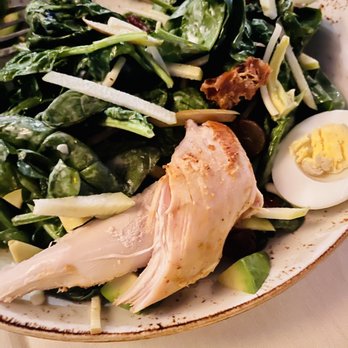 Roaring Fork - Spinach Chicken Waldorf Salad - American Near Me - Austin, Texas Roaring Fork - Spinach Chicken Waldorf Salad - American Near Me - Austin, Texas
