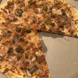 Domino's Pizza - Pizza with little to no cheese