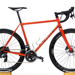 Ellis Cycles - Josh's Strada Fango gravel bike with 650x47 tires!