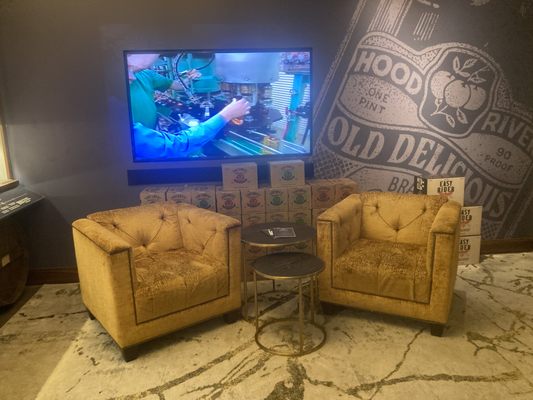 Hood River Distillers Tasting Room by null
