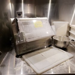 piesonwheelsli - Sheeter right on board for fresh dough