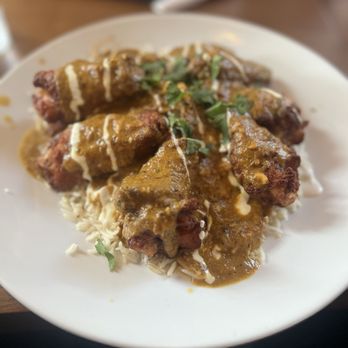 Taj - Signature CURRY CHICKEN WINGS 6 pcs - Indian Near Me - Dothan, Alabama