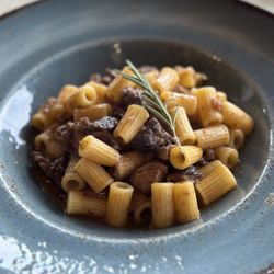 Rinuccio 1180 - Maccheroncelli al sugo di anatra