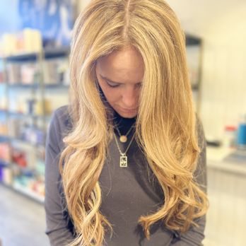 Revamp Salon - Blonding balayage and trim by Calan. - Hair Salons Near Me - San Francisco, California Revamp Salon - Blonding balayage and trim by Calan. - Hair Salons Near Me - San Francisco, California