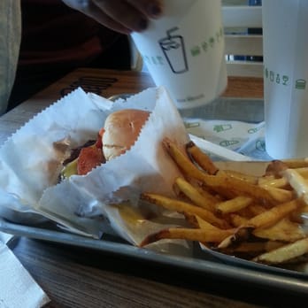 Shake Shack 479 Route 17 South - Paramus - Morehouse burgers and cheese fries :) - Burgers Near Me - Paramus, New Jersey Shake Shack 479 Route 17 South - Paramus - Morehouse burgers and cheese fries :) - Burgers Near Me - Paramus, New Jersey