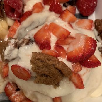 Cinnaholic - Old skool cinnamon bun with strawberries and cinnadoodle cookie - Bakeries Near Me - Gaithersburg, Maryland