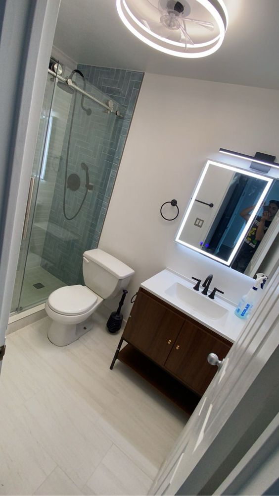 Slide of Handyman Xpress