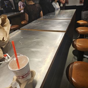Chipotle Mexican Grill - Dirty tables - Mexican Near Me - Fishkill, New York Chipotle Mexican Grill - Dirty tables - Mexican Near Me - Fishkill, New York